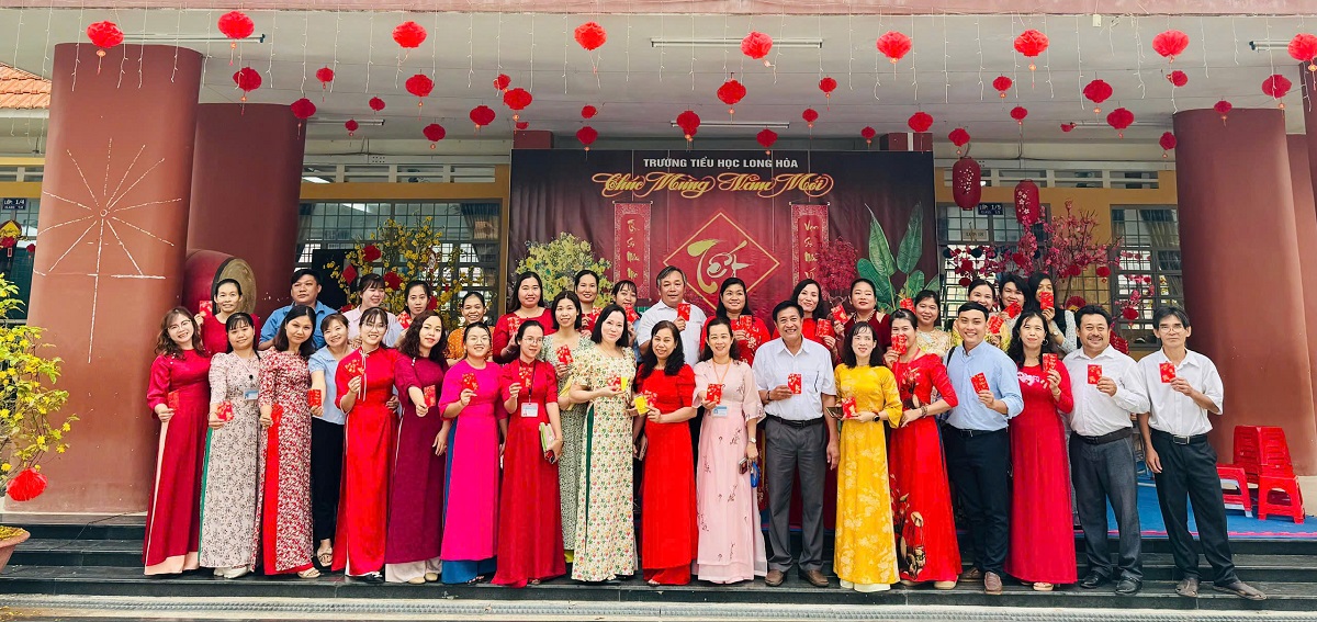 Thủ tục hành chính trong giáo dục