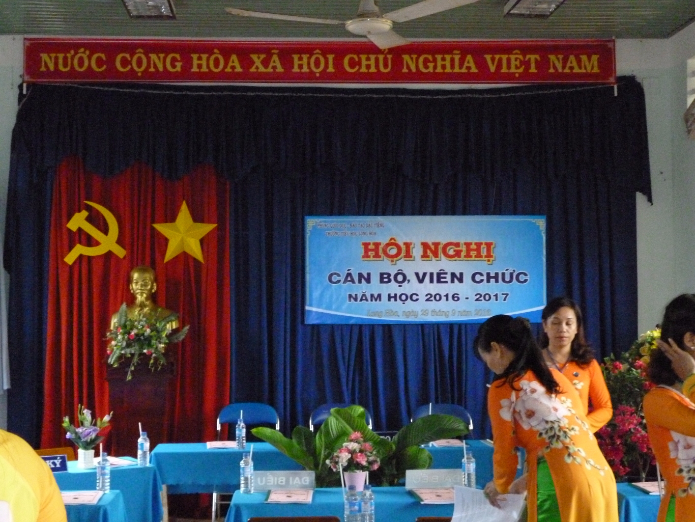 Hội Nghị Cán Bộ Viên Chức Năm Học 2016 - 2017
